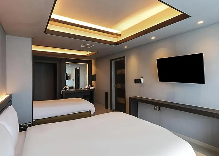Suntree Hotel